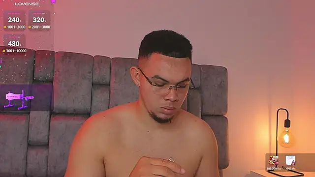 jhotta fox online show from April 11, 7:05 am