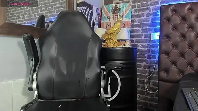 THIAGOXBIG online show from November 27, 4:35 am