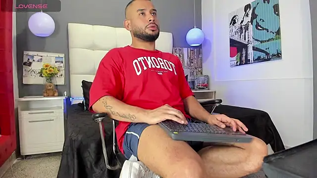 THIAGOXBIG online show from March 10, 8:23 pm