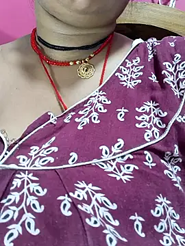 sexychutxxx7 online show from May 3, 4:54 pm