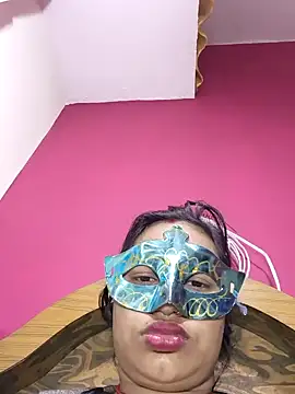 Snapshot of sexychutxxx7 chatting on January 24, 1:13 am sexychutxxx7 online show from January 24, 1:13 am