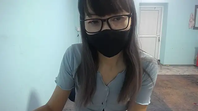 Snapshot of elllaaxx chatting on September 24, 4:19 am elllaaxx online show from September 24, 4:19 am