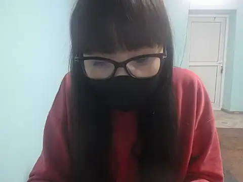 elllaaxx online show from May 13, 4:19 am