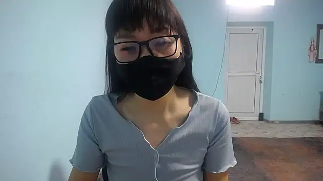 Snapshot of elllaaxx chatting on February 11, 4:12 am elllaaxx online show from February 11, 4:12 am