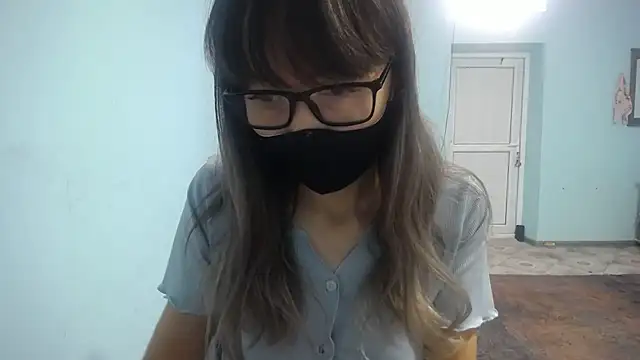 Snapshot of elllaaxx chatting on October 8, 3:41 am elllaaxx online show from October 8, 3:41 am