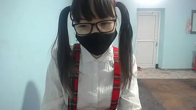 Snapshot of elllaaxx chatting on September 25, 4:29 am elllaaxx online show from September 25, 4:29 am