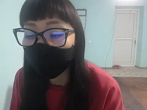 elllaaxx online show from April 19, 5:30 am