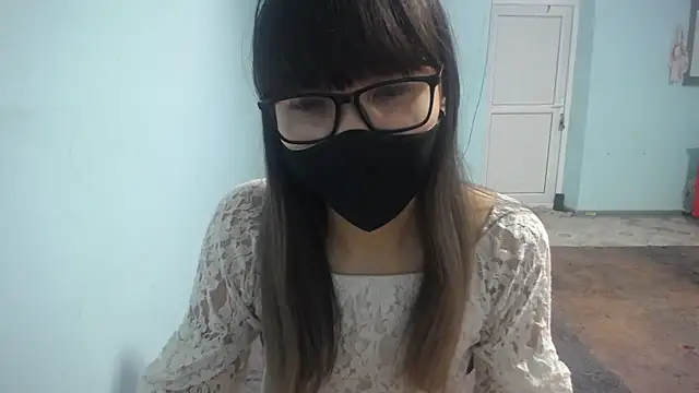 Snapshot of elllaaxx chatting on November 17, 4:16 am elllaaxx online show from November 17, 4:16 am