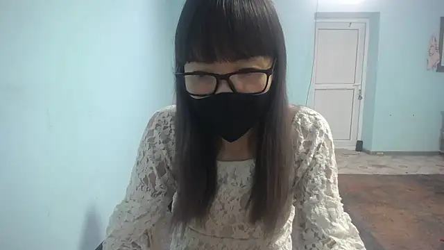 Snapshot of elllaaxx chatting on September 15, 3:40 am elllaaxx online show from September 15, 3:40 am