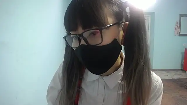 Snapshot of elllaaxx chatting on November 6, 4:16 am elllaaxx online show from November 6, 4:16 am