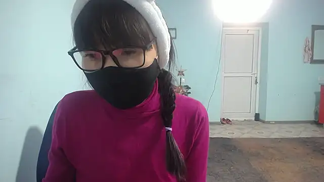 Snapshot of elllaaxx chatting on January 14, 4:38 am elllaaxx online show from January 14, 4:38 am