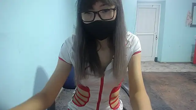 Snapshot of elllaaxx chatting on September 28, 3:57 am elllaaxx online show from September 28, 3:57 am