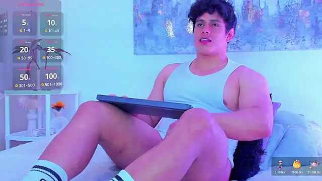 arminjones1 online show from November 7, 4:28 am