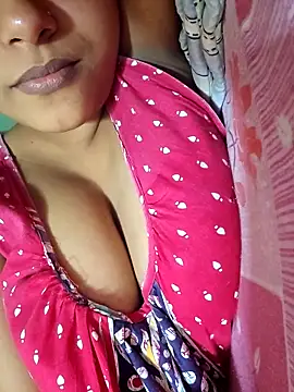 sexyindi couple online show from December 1, 7:20 am