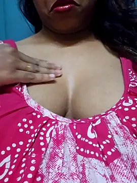 Snapshot of sexyindi_couple chatting on September 24, 5:58 am sexyindi couple online show from September 24, 5:58 am