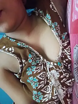 sexyindi couple online show from June 19, 7:47 am