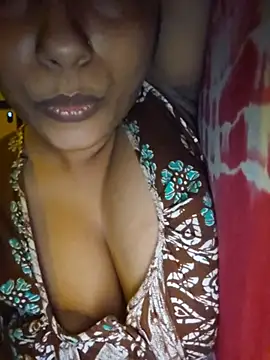 sexyindi couple online show from August 4, 11:09 pm