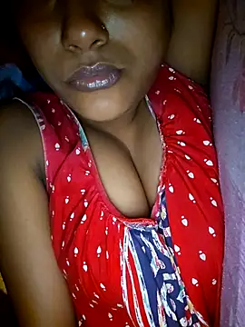 sexyindi couple online show from January 5, 9:40 pm