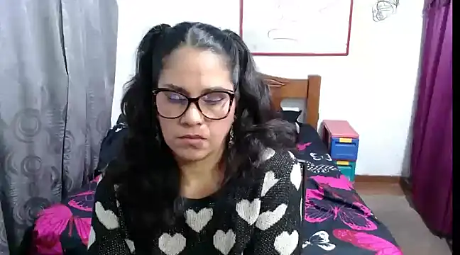 Mistresskloe01 online show from January 10, 12:04 pm