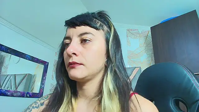 Naughty Kittenm online show from February 23, 11:22 am