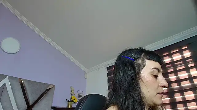 Naughty Kittenm online show from October 2, 11:35 am