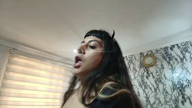 Naughty Kittenm online show from November 8, 11:36 am