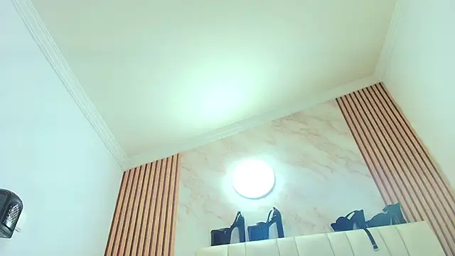 Naughty Kittenm online show from October 24, 11:31 am