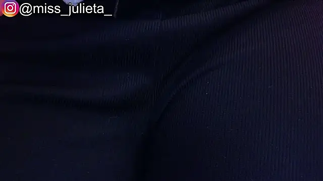 Julieta Russell online show from May 29, 11:38 am