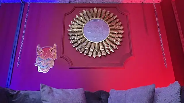 Julieta Russell online show from November 11, 12:11 pm