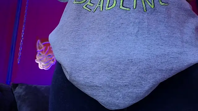 Julieta Russell online show from March 14, 12:11 pm