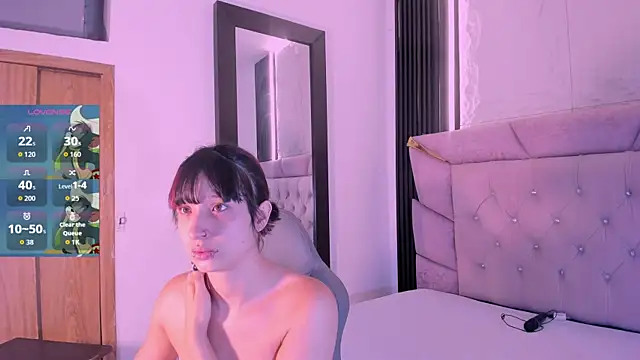 laurem-paulette online show from September 14, 12:49 pm