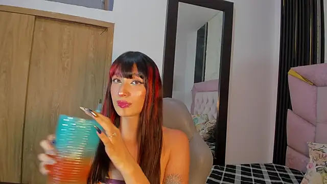 laurem-paulette online show from November 7, 7:18 pm