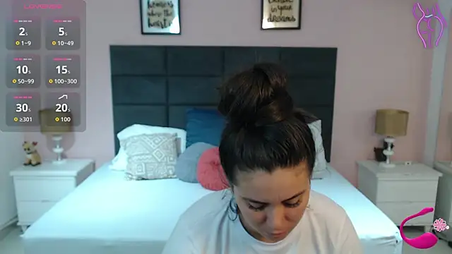 Snapshot of MadisonJenner chatting on September 28, 11:50 am MadisonJenner online show from September 28, 11:50 am