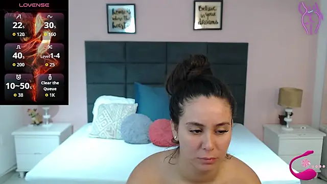 Snapshot of MadisonJenner chatting on September 21, 1:27 pm MadisonJenner online show from September 21, 1:27 pm