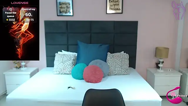 Snapshot of MadisonJenner chatting on September 22, 11:27 am MadisonJenner online show from September 22, 11:27 am