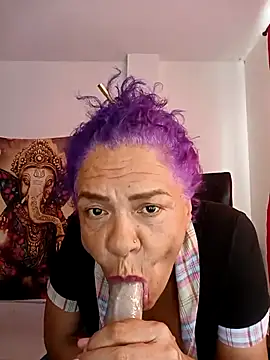 Snapshot of freyadevil333 chatting on March 22, 8:37 pm freyadevil333 online show from March 22, 8:37 pm