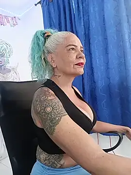 freyadevil333 online show from March 11, 4:12 pm