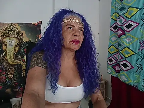 Snapshot of freyadevil333 chatting on November 7, 5:17 pm freyadevil333 online show from November 7, 5:17 pm