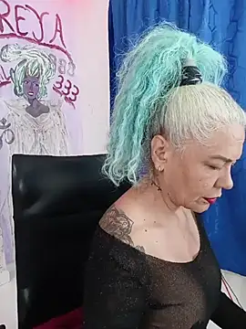 freyadevil333 online show from May 10, 1:36 pm