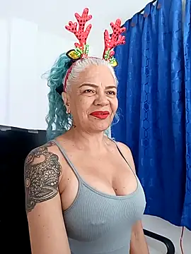 freyadevil333 online show from December 23, 10:25 am