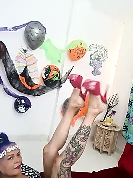 Snapshot of freyadevil333 chatting on October 12, 9:38 pm freyadevil333 online show from October 12, 9:38 pm