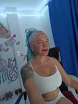 freyadevil333 online show from February 8, 12:52 am