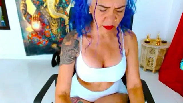 Snapshot of freyadevil333 chatting on November 9, 12:53 pm freyadevil333 online show from November 9, 12:53 pm