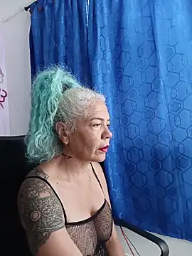 freyadevil333 online show from May 8, 11:58 am