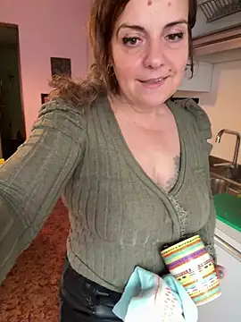 Sunbelxx online show from December 5, 9:52 am