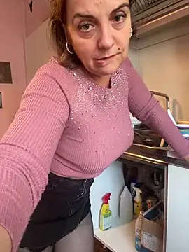 Sunbelxx online show from October 27, 9:21 am