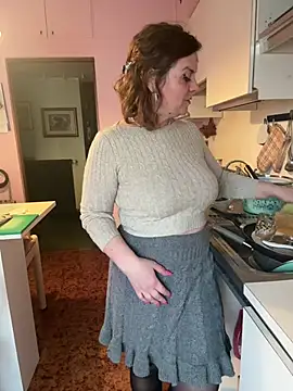 Sunbelxx online show from February 25, 9:31 am