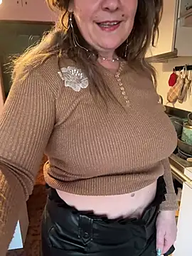 Sunbelxx online show from April 13, 7:56 am