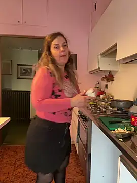 Sunbelxx online show from April 15, 7:58 am