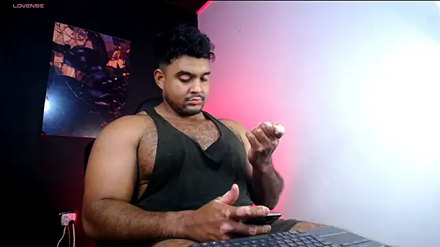 Big furry bear13 online show from January 16, 9:35 am